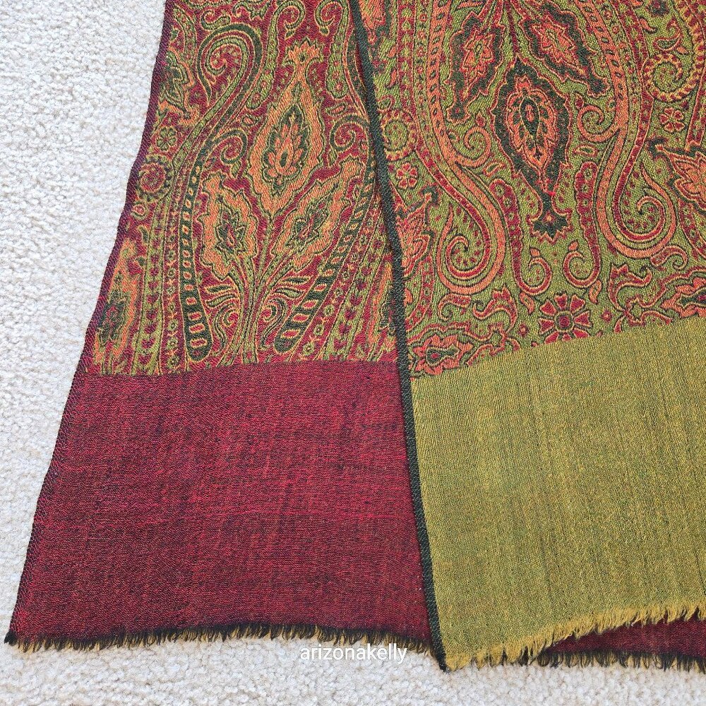 NWOT Huge Wool Reversible Jacquard Shawl Scarf Wrap